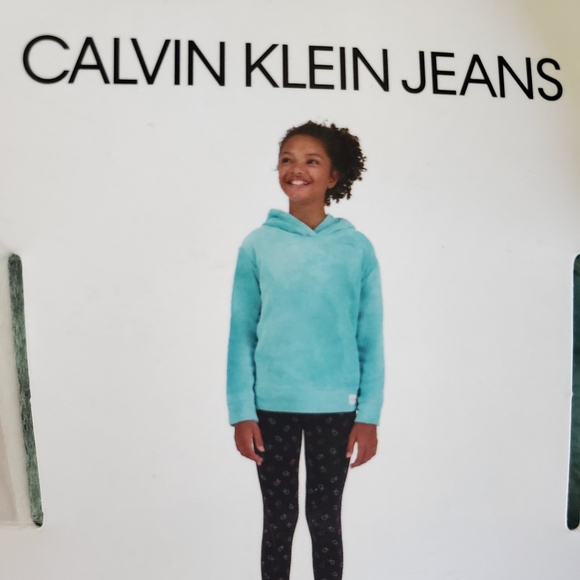 Calvin Klein plush top and leggings set - Picture 5 of 7